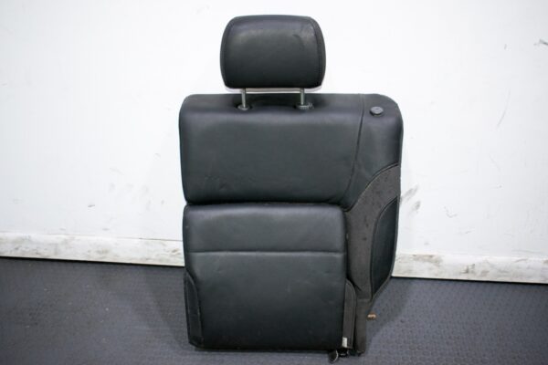 03-08 JDM Subaru Forester Cross Sport OEM Leather Rear Seats - Image 4