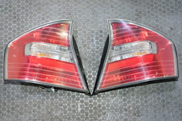 05-09 JDM Subaru Legacy BL5 OEM Sedan Tail Lights