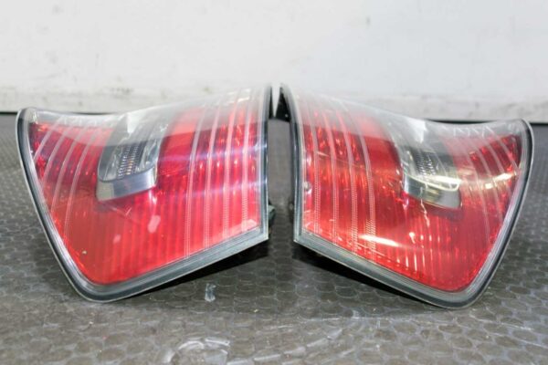 05-09 JDM Subaru Legacy BL5 OEM Sedan Tail Lights - Image 5