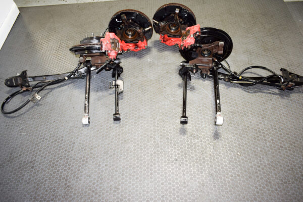 02 03 04 05 06 07 JDM Subaru 4 pot 2 pot Brake Calipers with Knuckles, Rotors and Arms For WRX and Forester. - Image 9